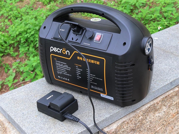 Outdoors can also be continuously charged, pecron outdoor mobile power supply is a good helper for your journey